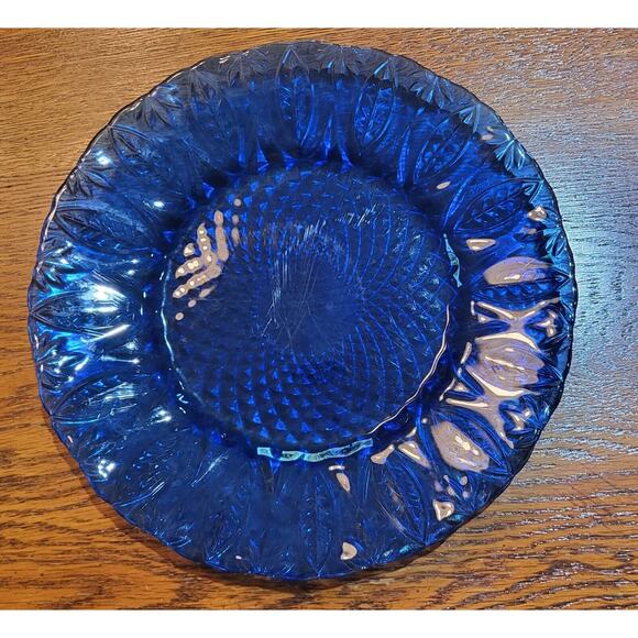 Avon Royal Sapphire Cobalt Blue SALAD Glass Plates Leaf Arcoroc France Set of 4 - Picture 8 of 15